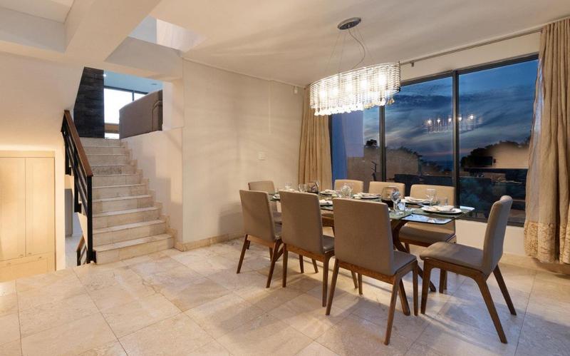 4 Bedroom Property for Sale in Camps Bay Western Cape